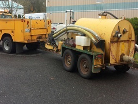 Service Catch Basin Cleaning